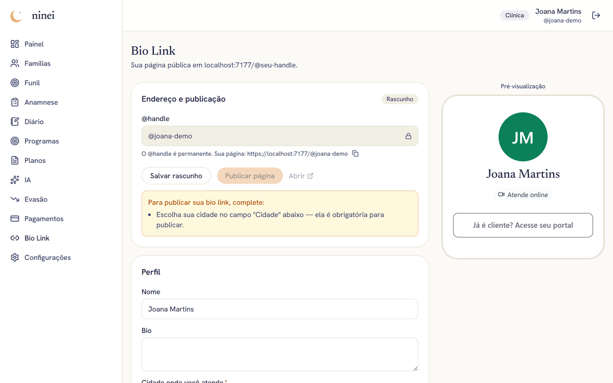 Editor do bio link mostrando o handle @seu-nome em destaque, blocos de serviço e configurações de SEO